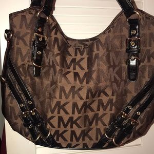 Michael KORS 👜👜👜👜